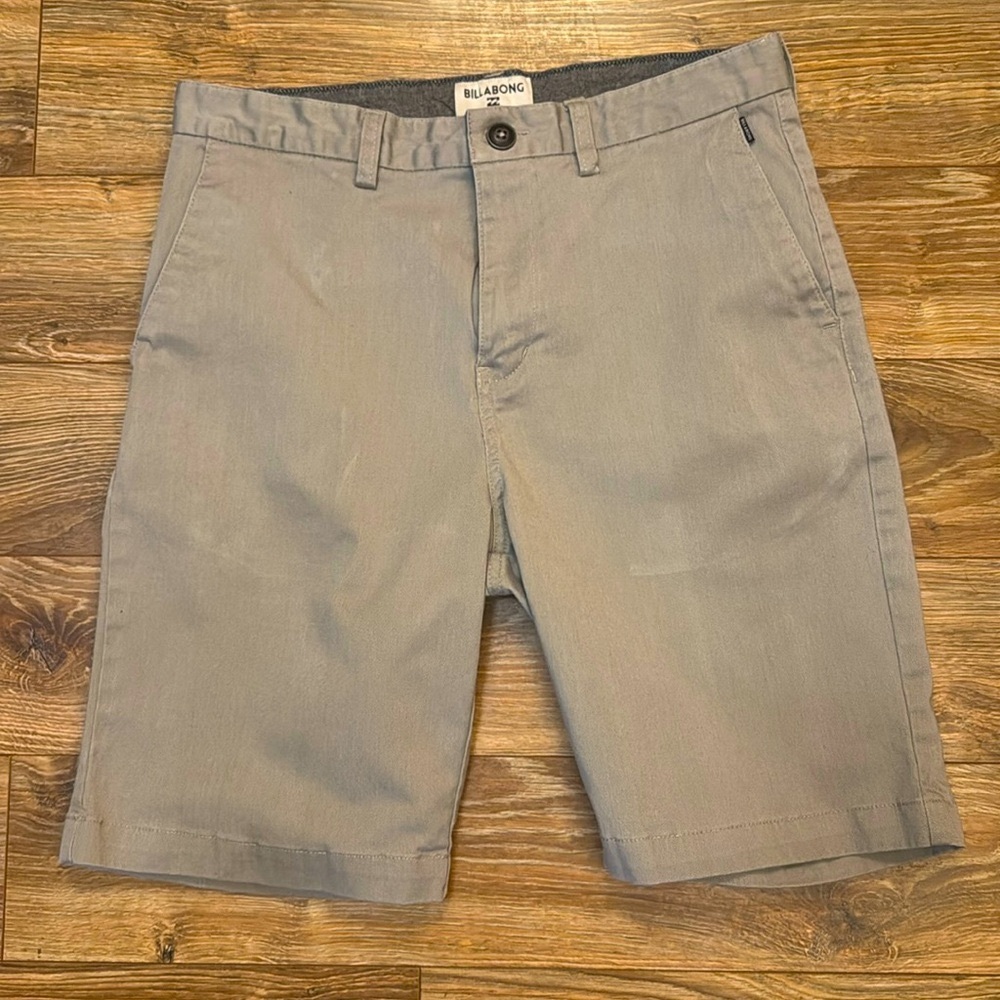 Billabong Gray Chino Shorts Men’s 32